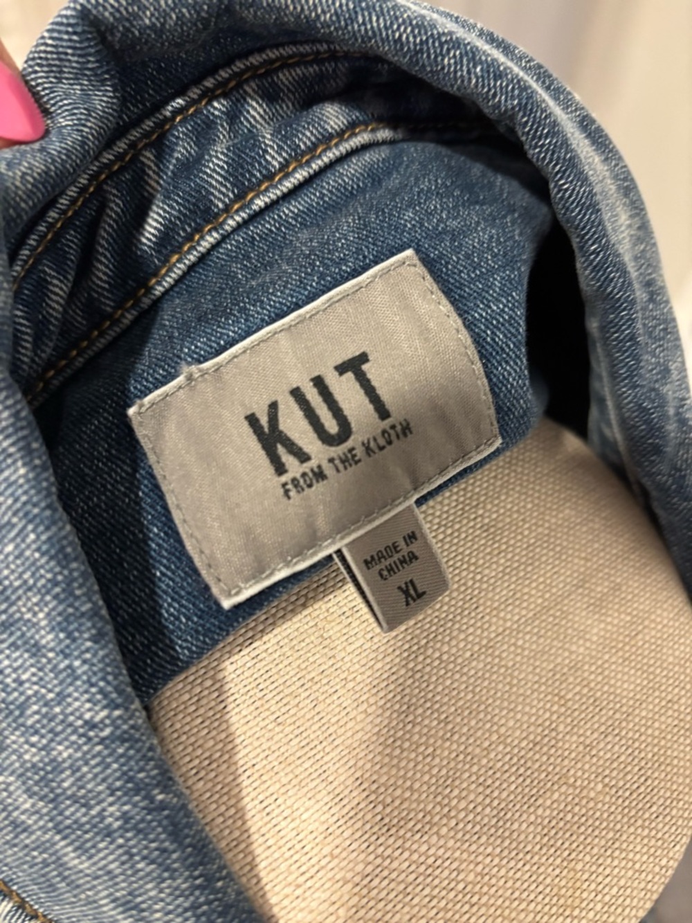 Finly Kut From the Kloth Short-Sleeve Washed Denim Jacket - XL Blue - Picture 3 of 8